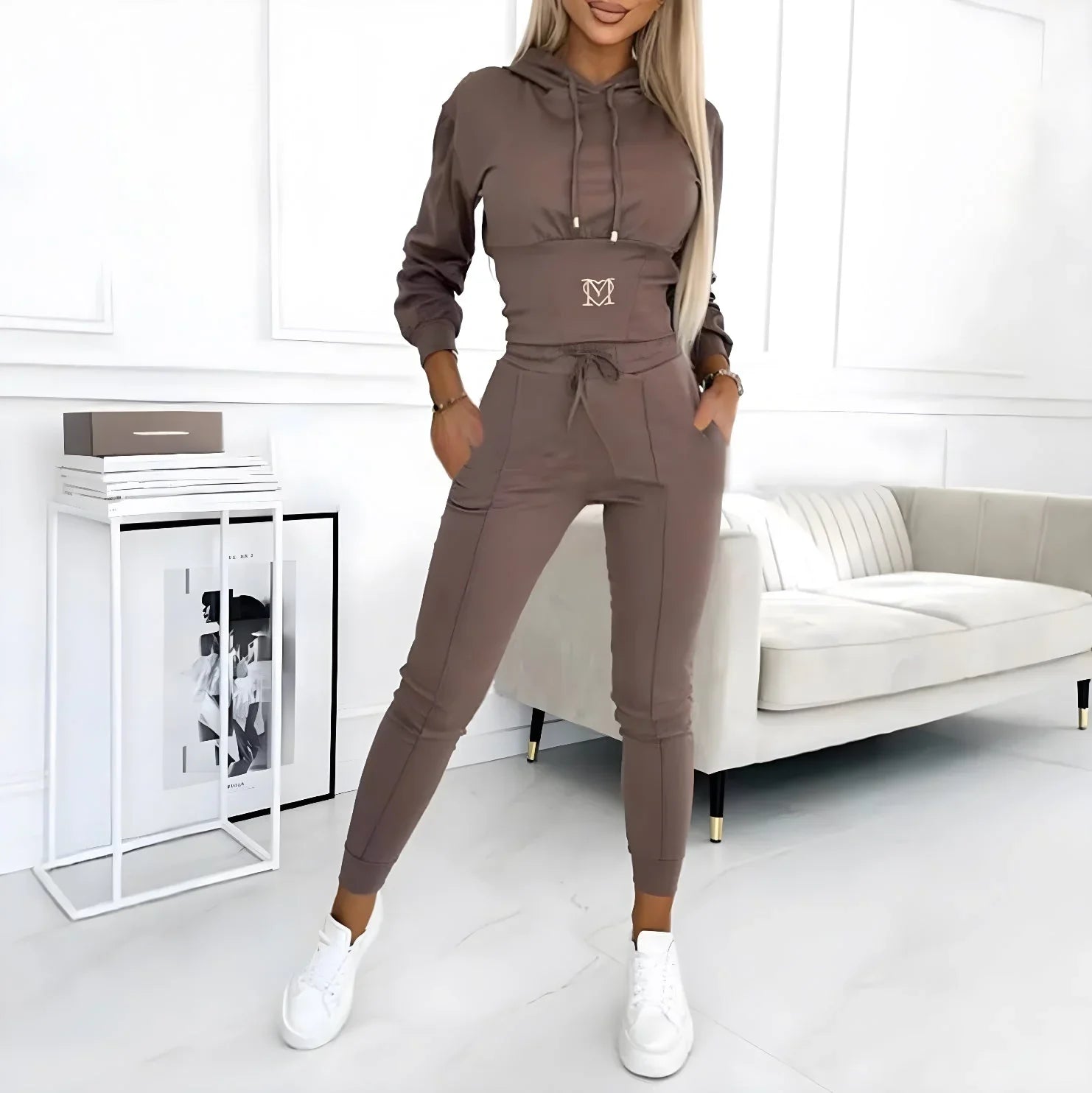 Livia – Set Sport Elegant și Confortabil