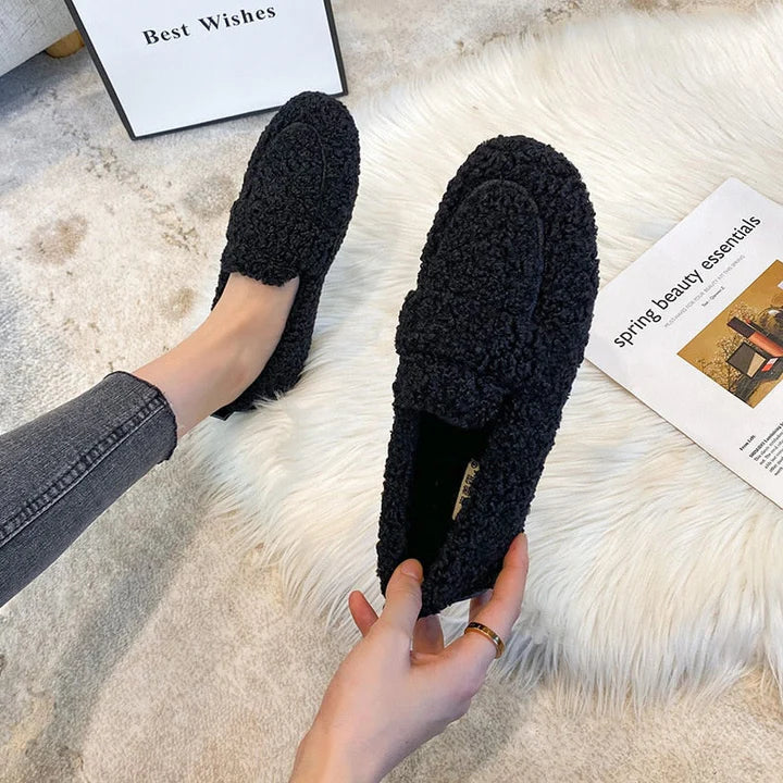 Solenne | Papuci eleganți și călduroși pentru acasă