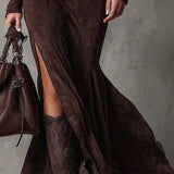 Marika – Rochie maxi vintage maro cu fermoar și curea