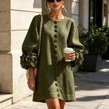 Rochie mini de damă cu nasturi florali, mâneci 3/4 și manșete în formă de trandafir
