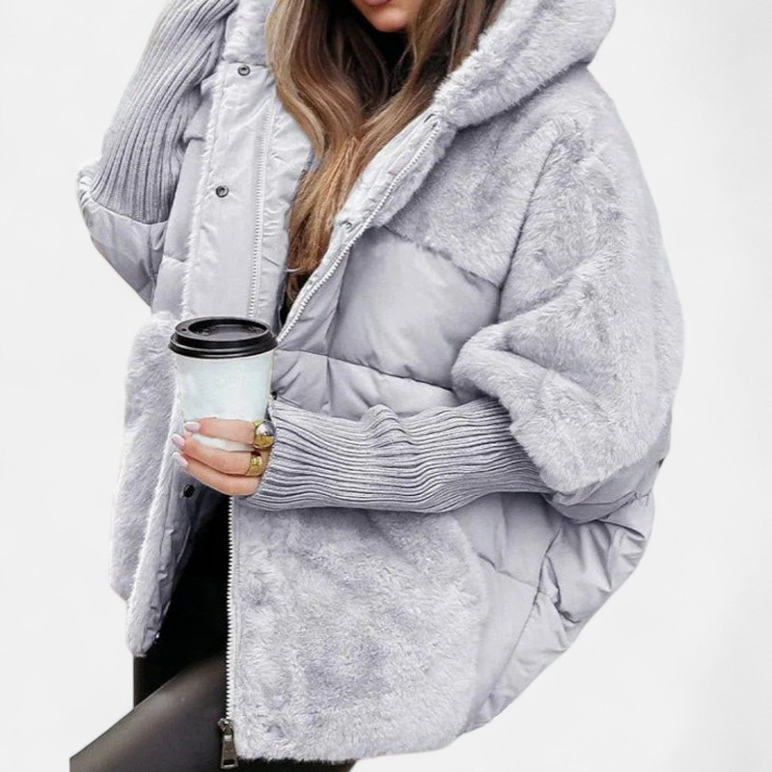 Gabriela – Jachetă Puffer cu Glugă și Patchwork
